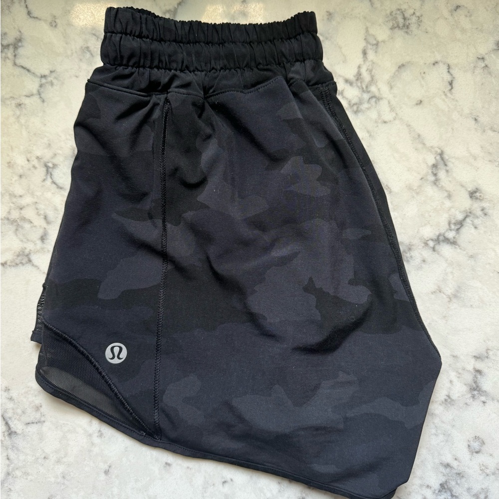 Black Camouflage Lululemon shorts. Length: 4